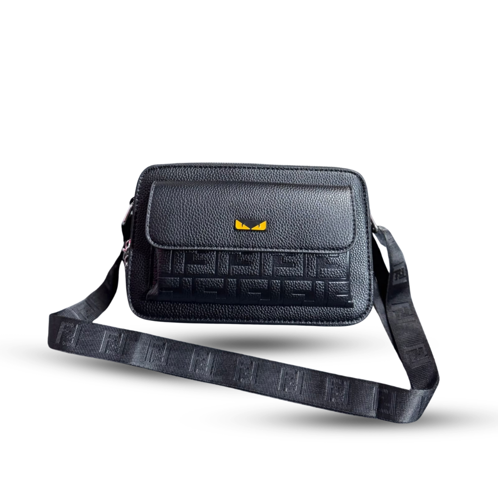 CLASSIC MATTE BLACK SLING CAMERA BAG